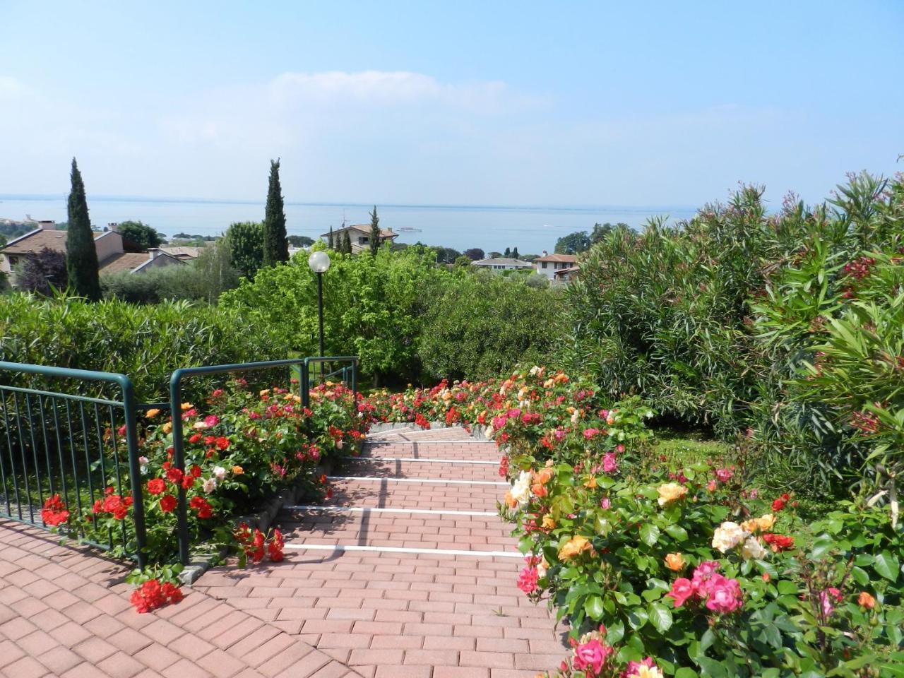 Apartment Perla Del Garda - Regarda Travel 拉齐塞 外观 照片